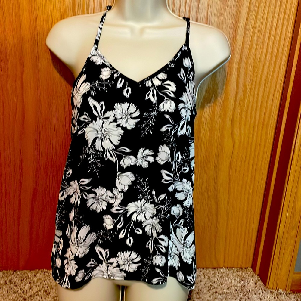 White and black tank